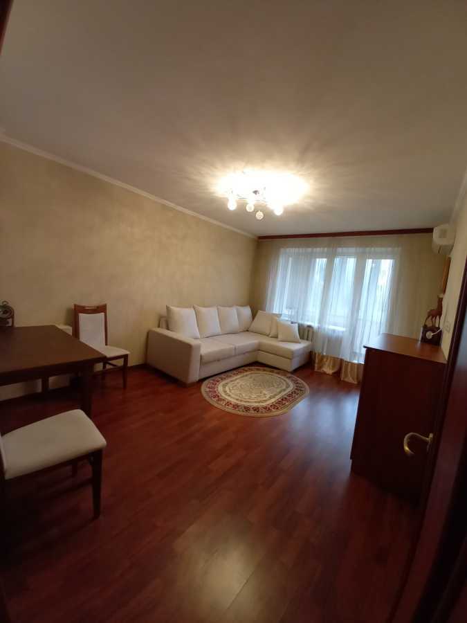 Продаж 2-кімнатної квартири 55.5 м², Січових Стрільців вул.