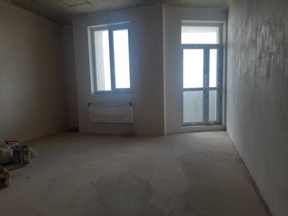 Продажа 2-комнатной квартиры 87 м²