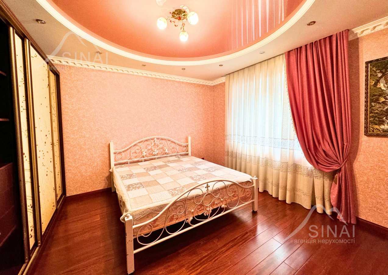 Продажа 3-комнатной квартиры 96.3 м², Виктора Йовы ул., Баталіна, 2а