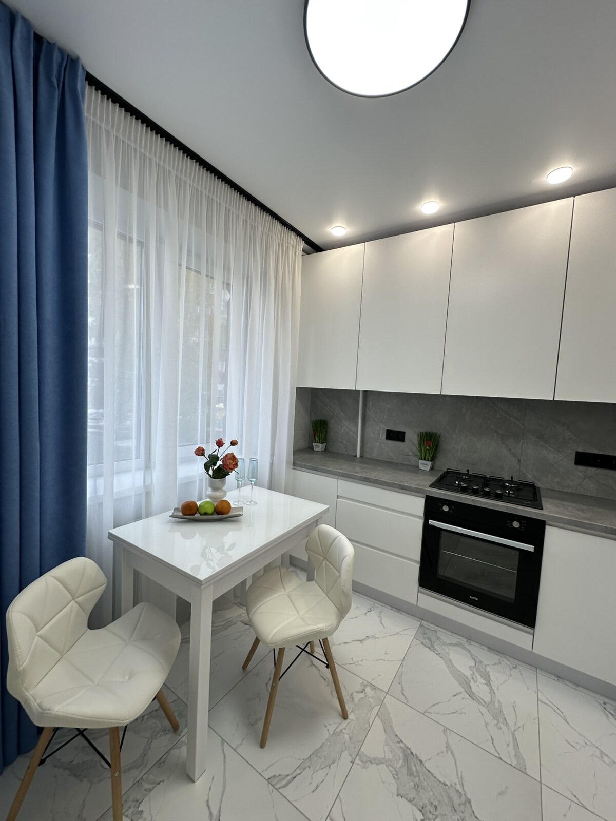 Продаж 1-кімнатної квартири 37 м², Боголюбова вул., 27