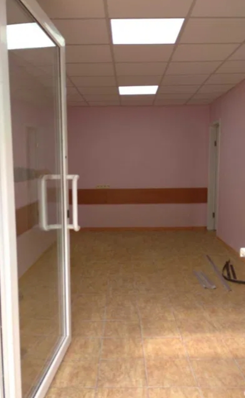Аренда помещения свободного назначения 30 м², Сегедская ул.