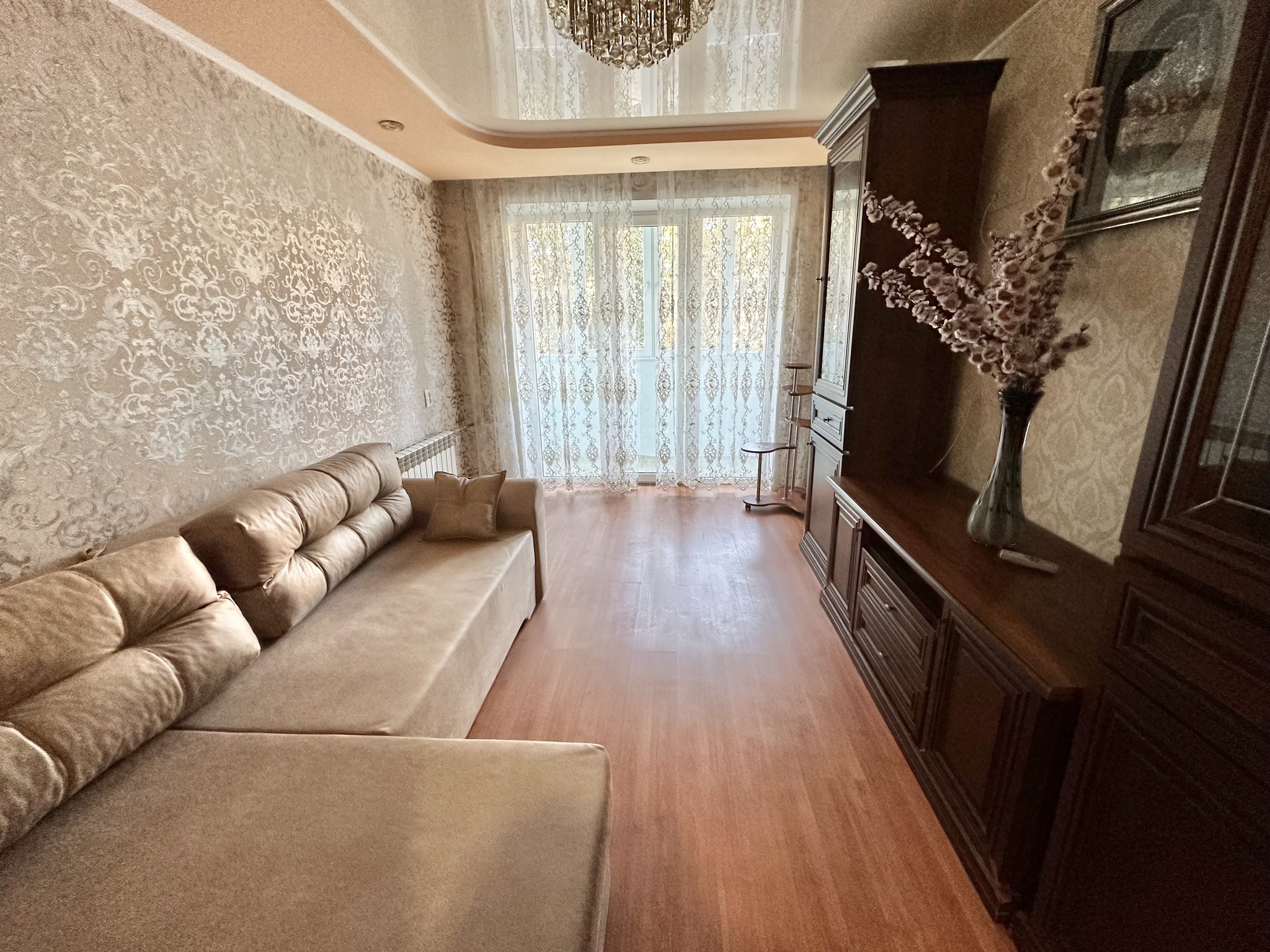 Продаж 3-кімнатної квартири 64 м², Богомаза вул., 188