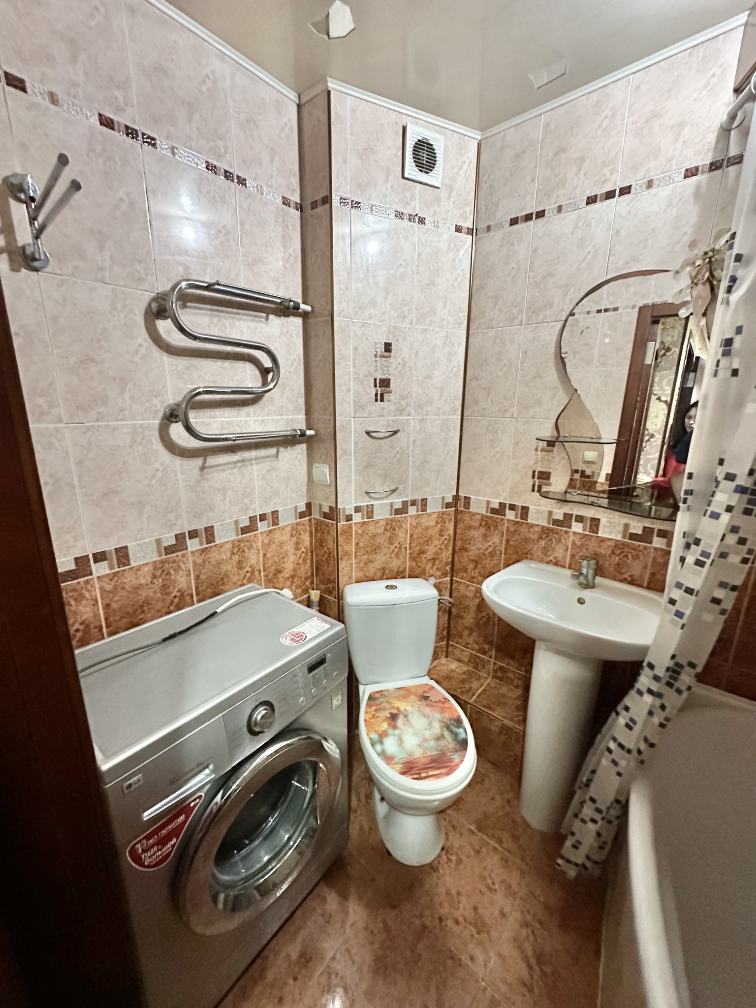 Продаж 3-кімнатної квартири 64 м², Богомаза вул., 188