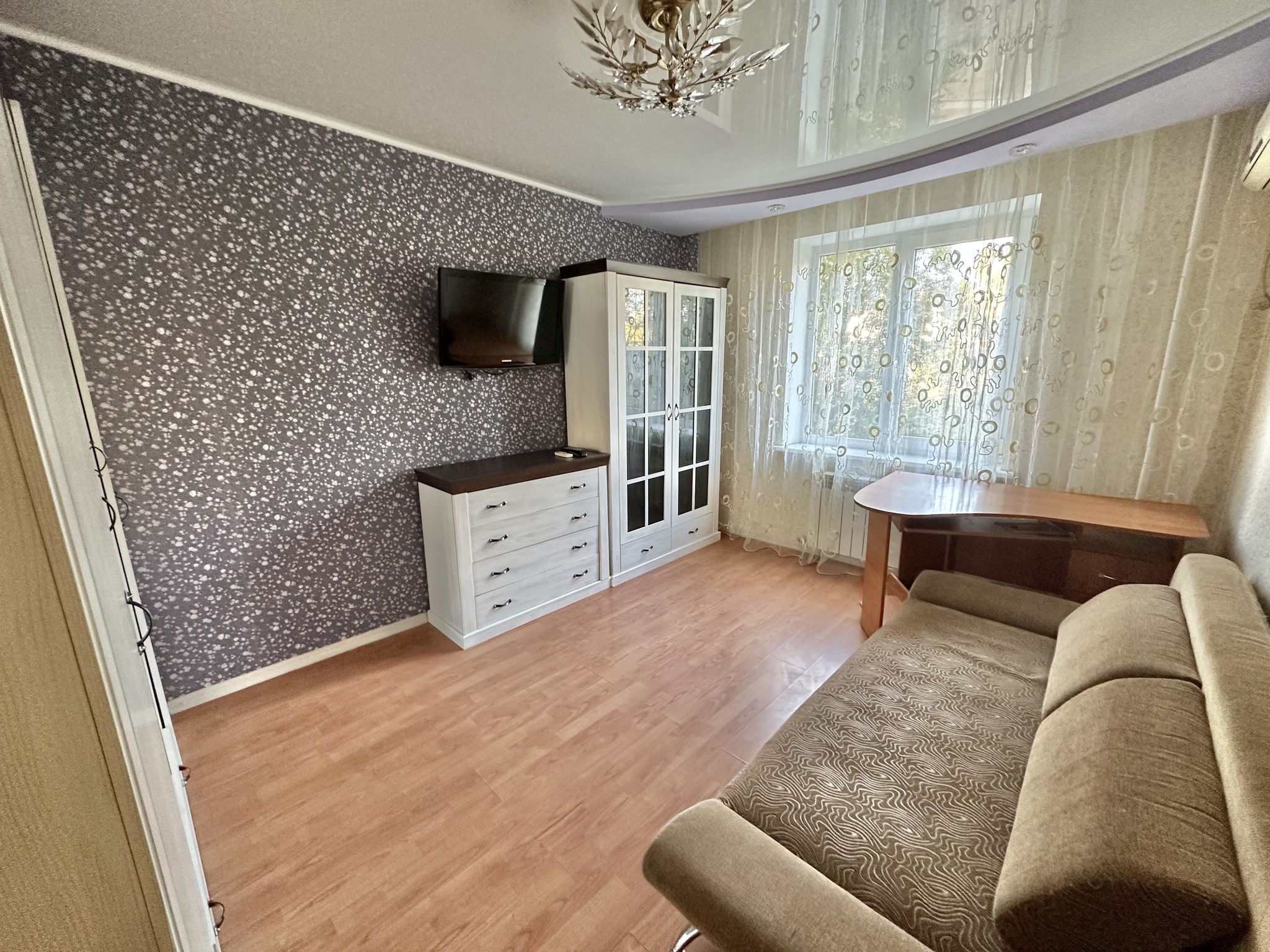 Продаж 3-кімнатної квартири 64 м², Богомаза вул., 188