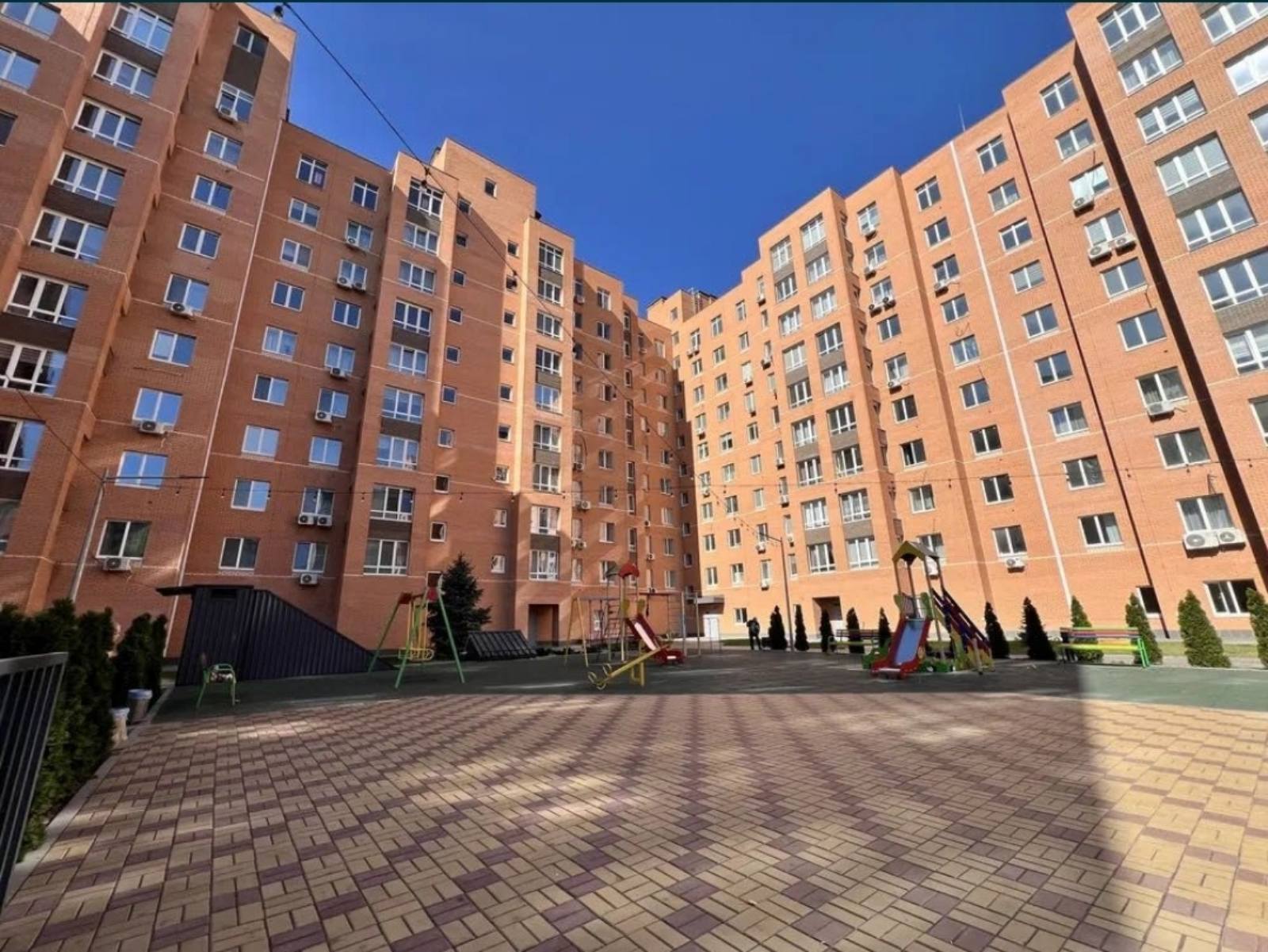 Продаж 2-кімнатної квартири 47.8 м², Миру просп., 2К