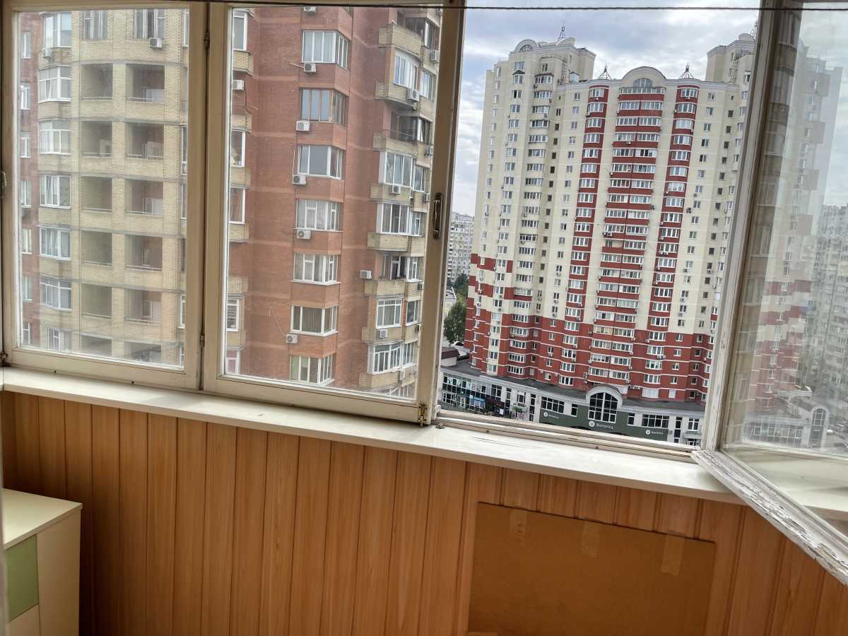 Продаж 2-кімнатної квартири 75 м², Урлівська вул., 8А