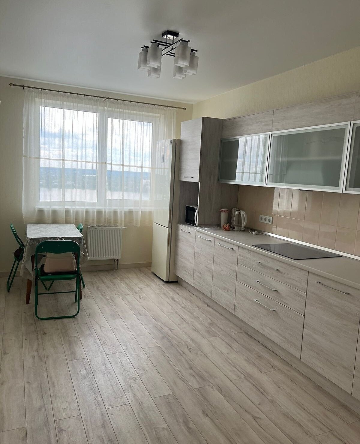 Продажа 2-комнатной квартиры 80 м²