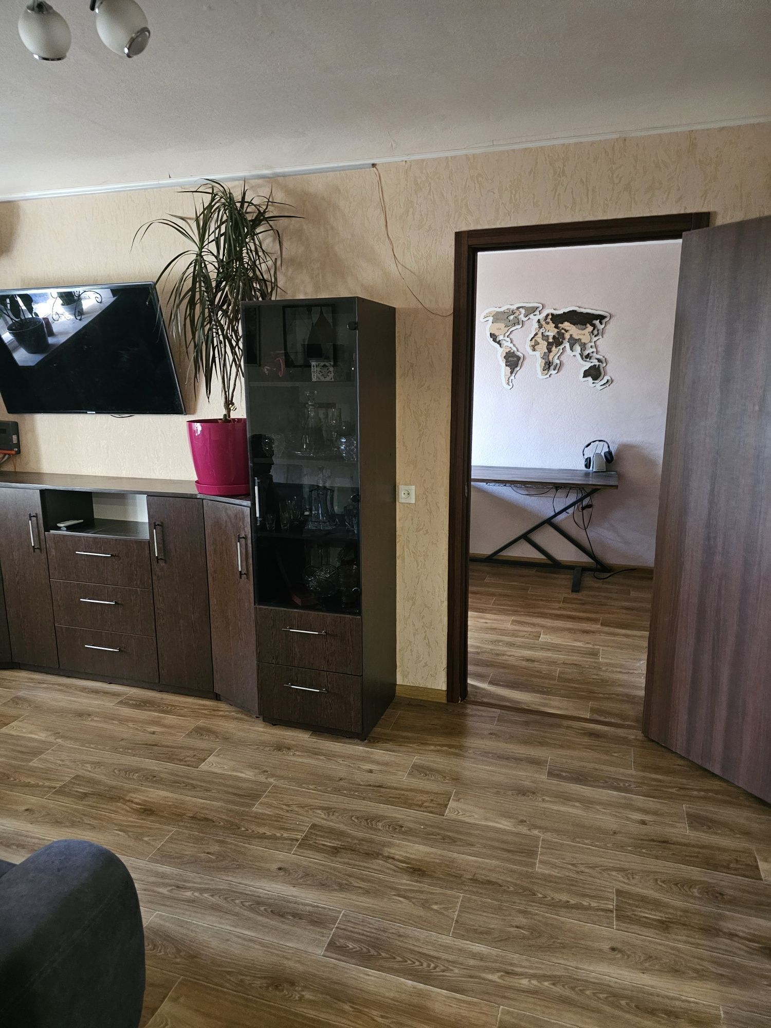 Продаж 2-кімнатної квартири 45 м²