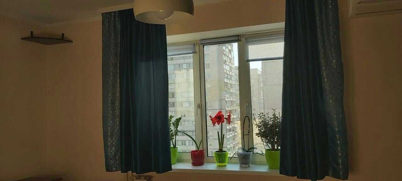 Продажа 2-комнатной квартиры 64 м²