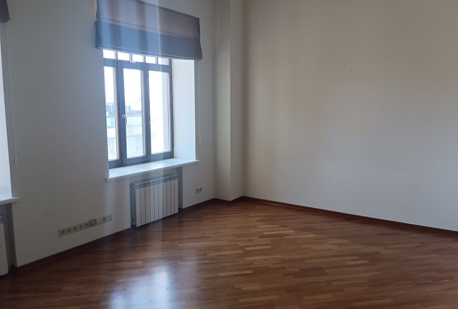 Аренда 4-комнатной квартиры 252 м²