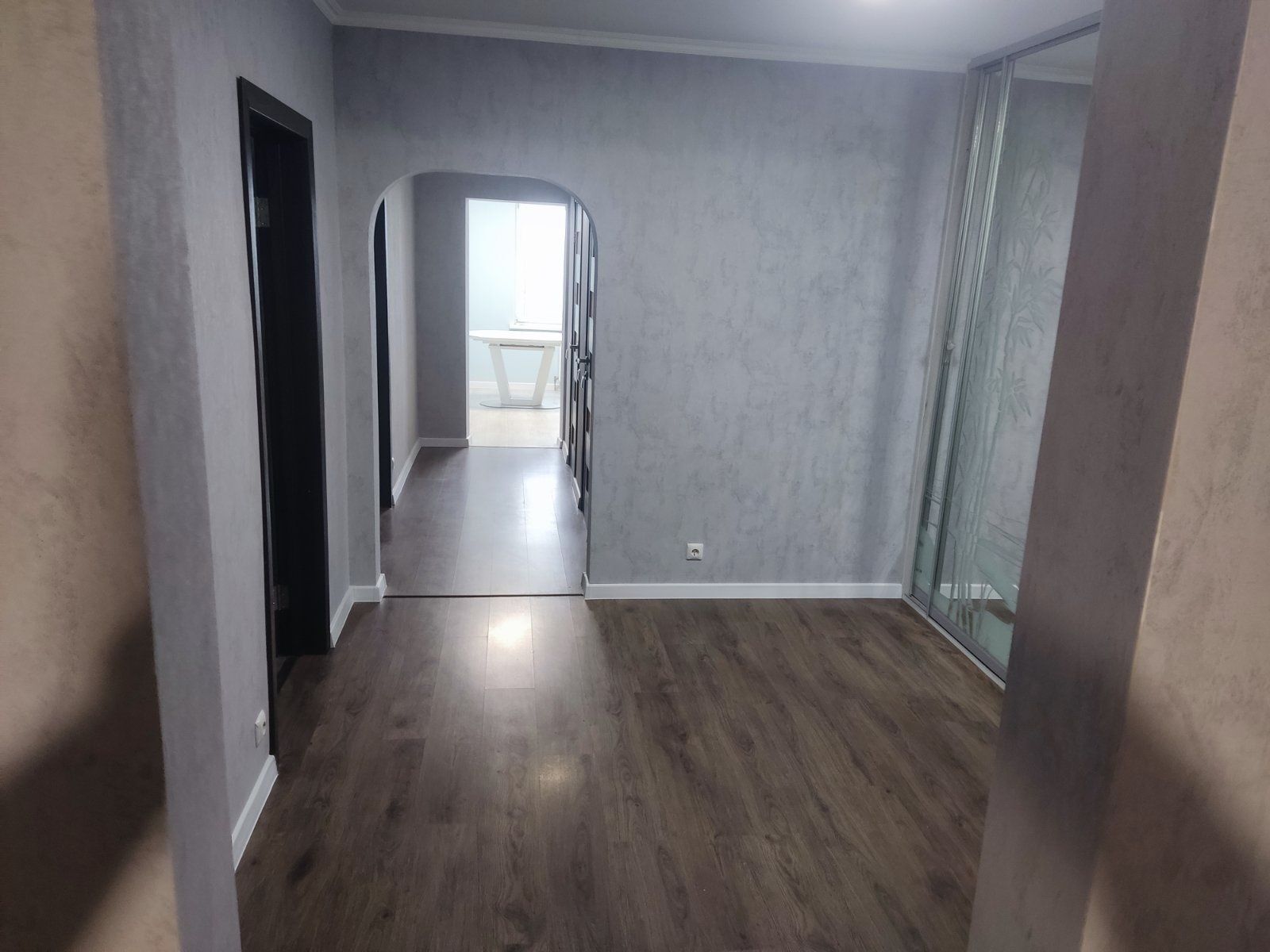 Продажа 3-комнатной квартиры 92 м²