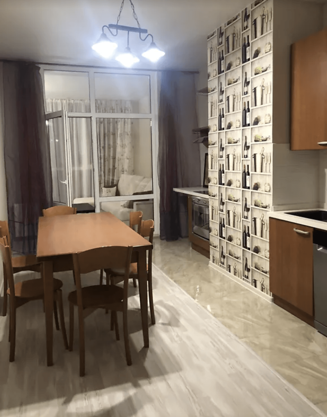 Продажа 2-комнатной квартиры 72 м²