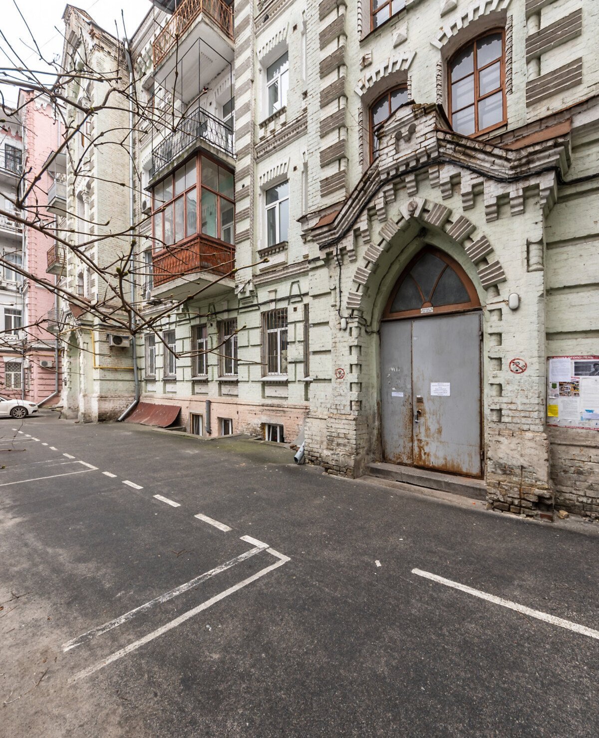 Продаж 1-кімнатної квартири 51 м²