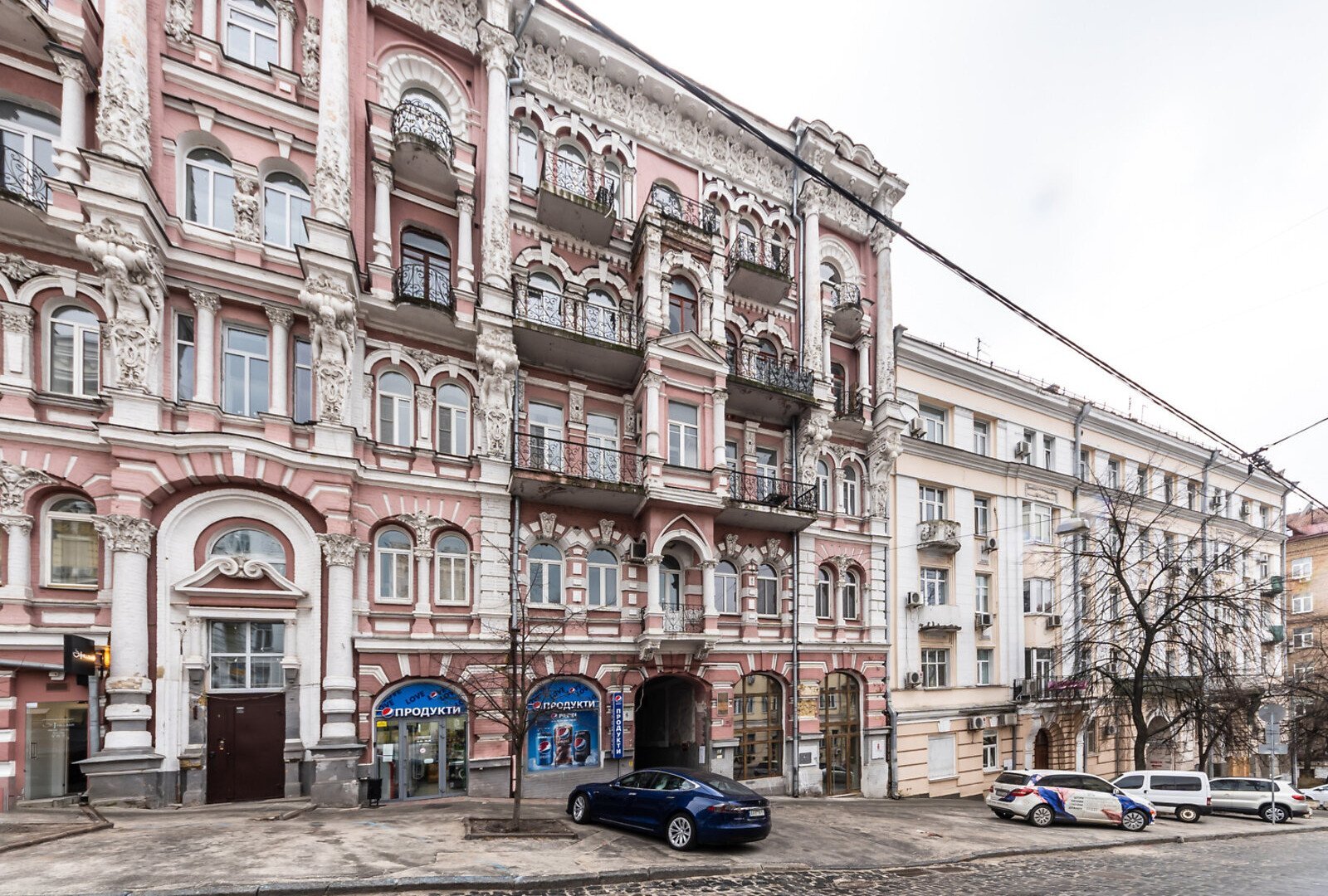 Продаж 1-кімнатної квартири 51 м²