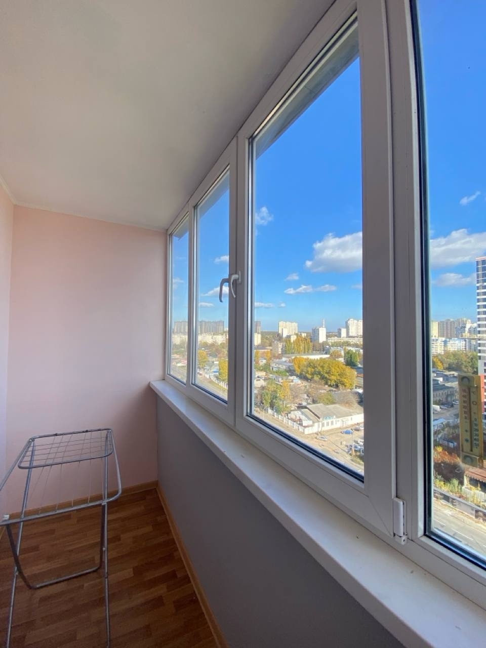 Продаж 2-кімнатної квартири 57 м², Автозаводська вул., 81