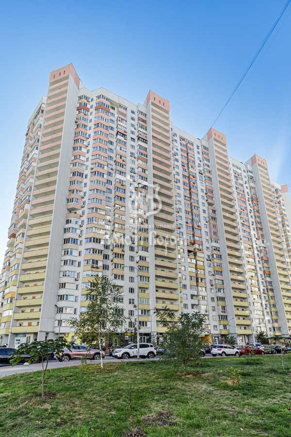 Продажа 1-комнатной квартиры 45 м², Михаила Донца ул., Драгоманова, 6/1