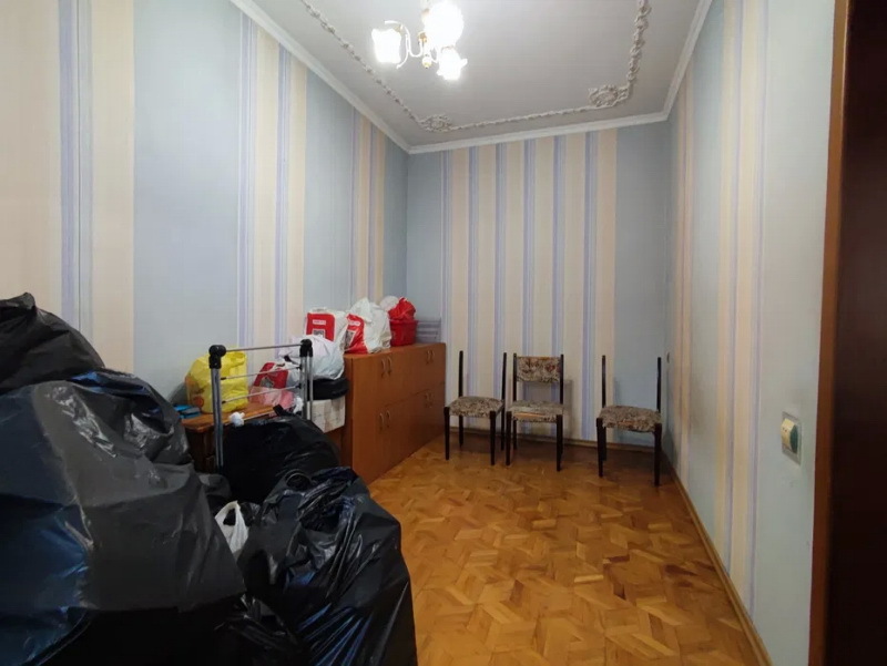 Продаж 3-кімнатної квартири 56 м², Генерала Ватутіна вул.