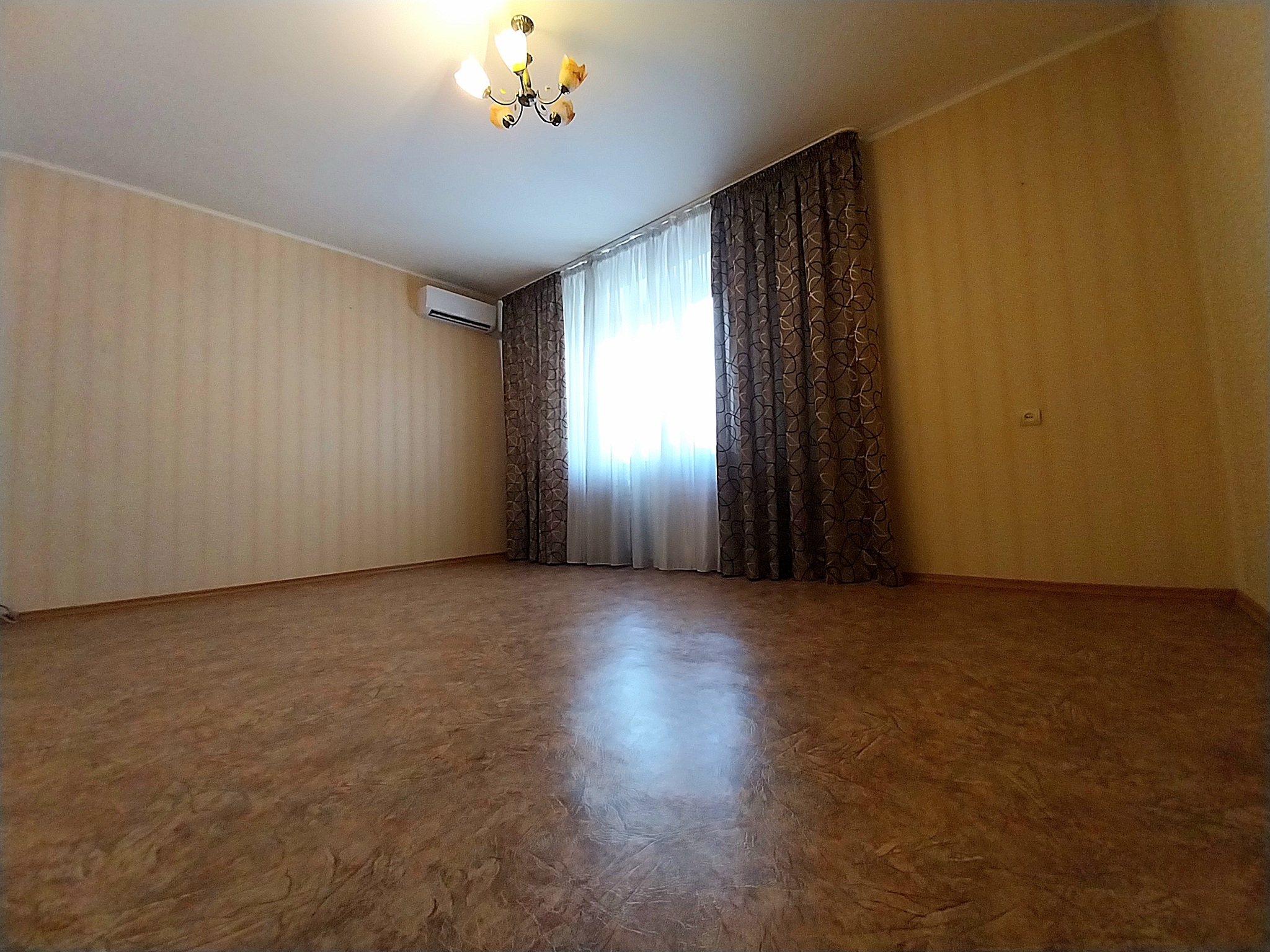 Продажа 3-комнатной квартиры 67 м², Рокоссовского ул., 28