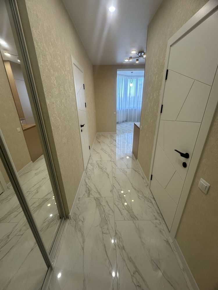 Продаж 1-кімнатної квартири 40 м², Зелена вул., 3