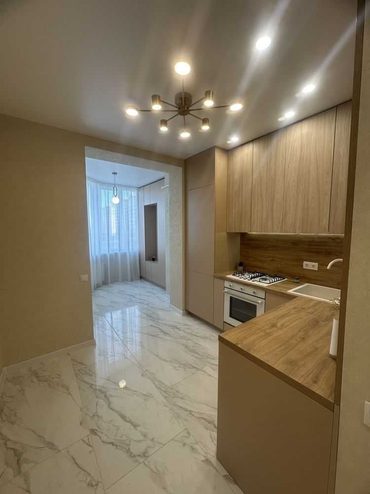 Продаж 1-кімнатної квартири 40 м², Зелена вул., 3