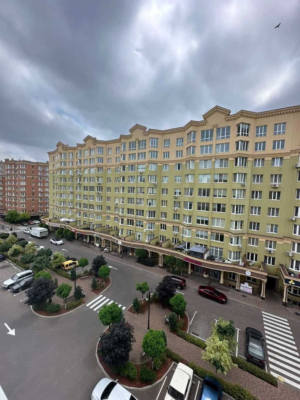 Продаж 1-кімнатної квартири 42 м², Зелена вул., 10