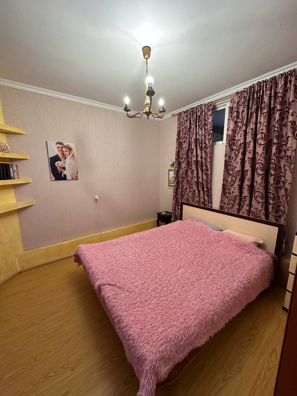 Продаж 2-кімнатної квартири 50 м², Петропавлівська вул.