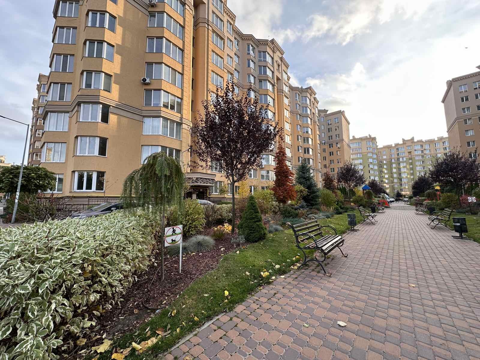 Продажа 2-комнатной квартиры 68 м², Стуса ул., 19