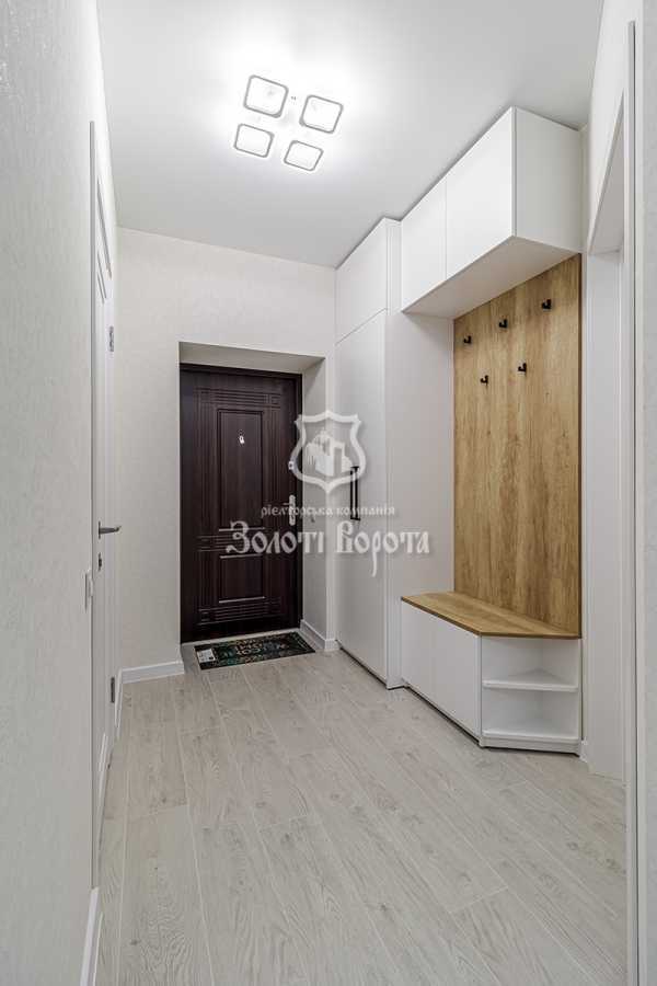 Продажа 1-комнатной квартиры 38 м², Миру, 12