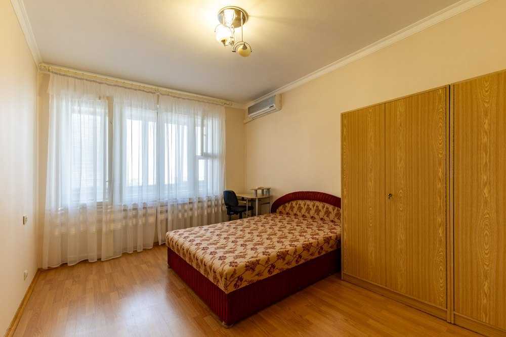 Оренда 3-кімнатної квартири 100 м², Старонаводницька вул., 4