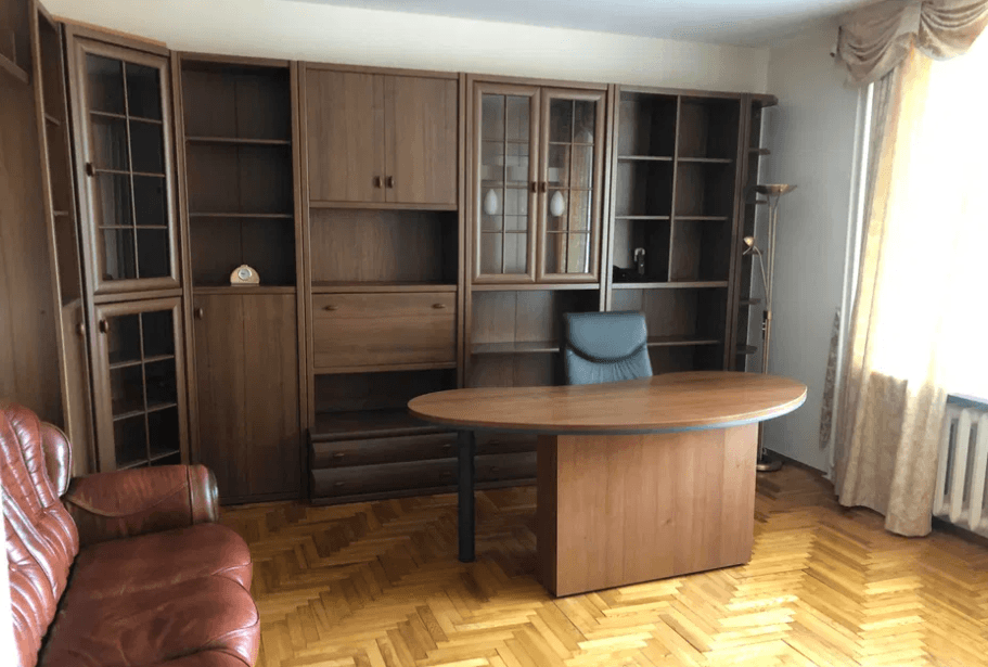 Оренда 4-кімнатної квартири 170 м²