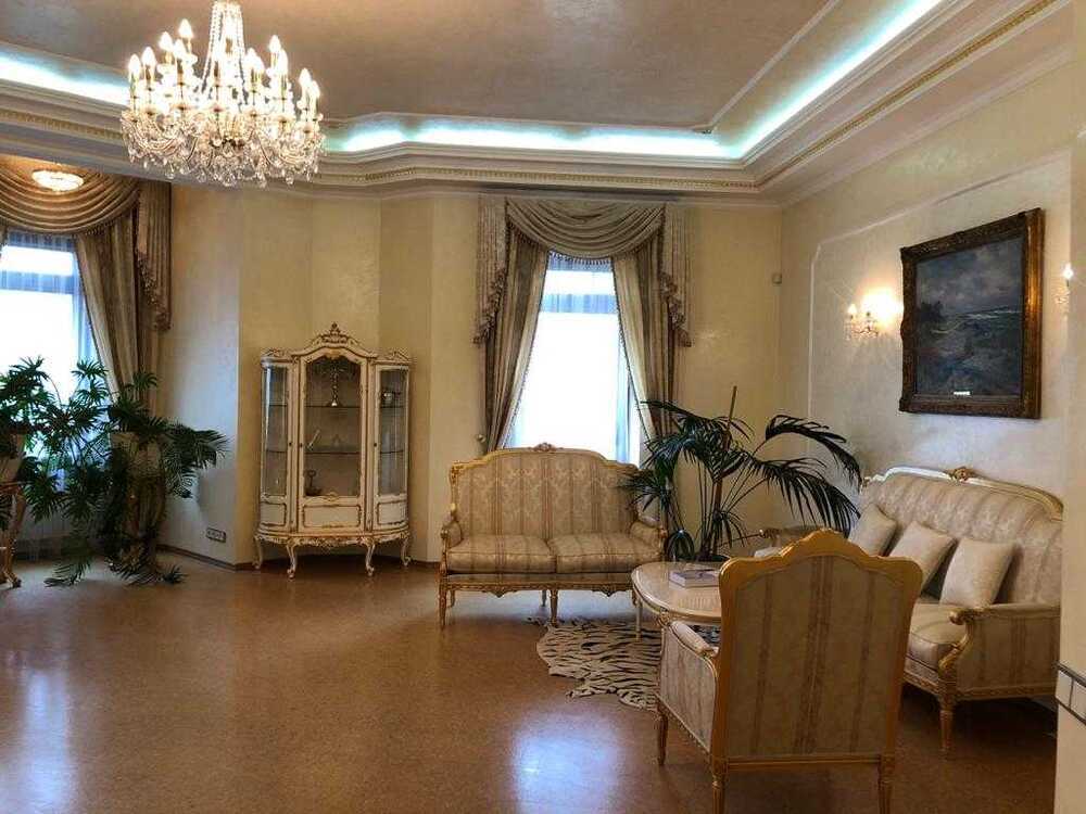 Аренда 5-комнатной квартиры 350 м²