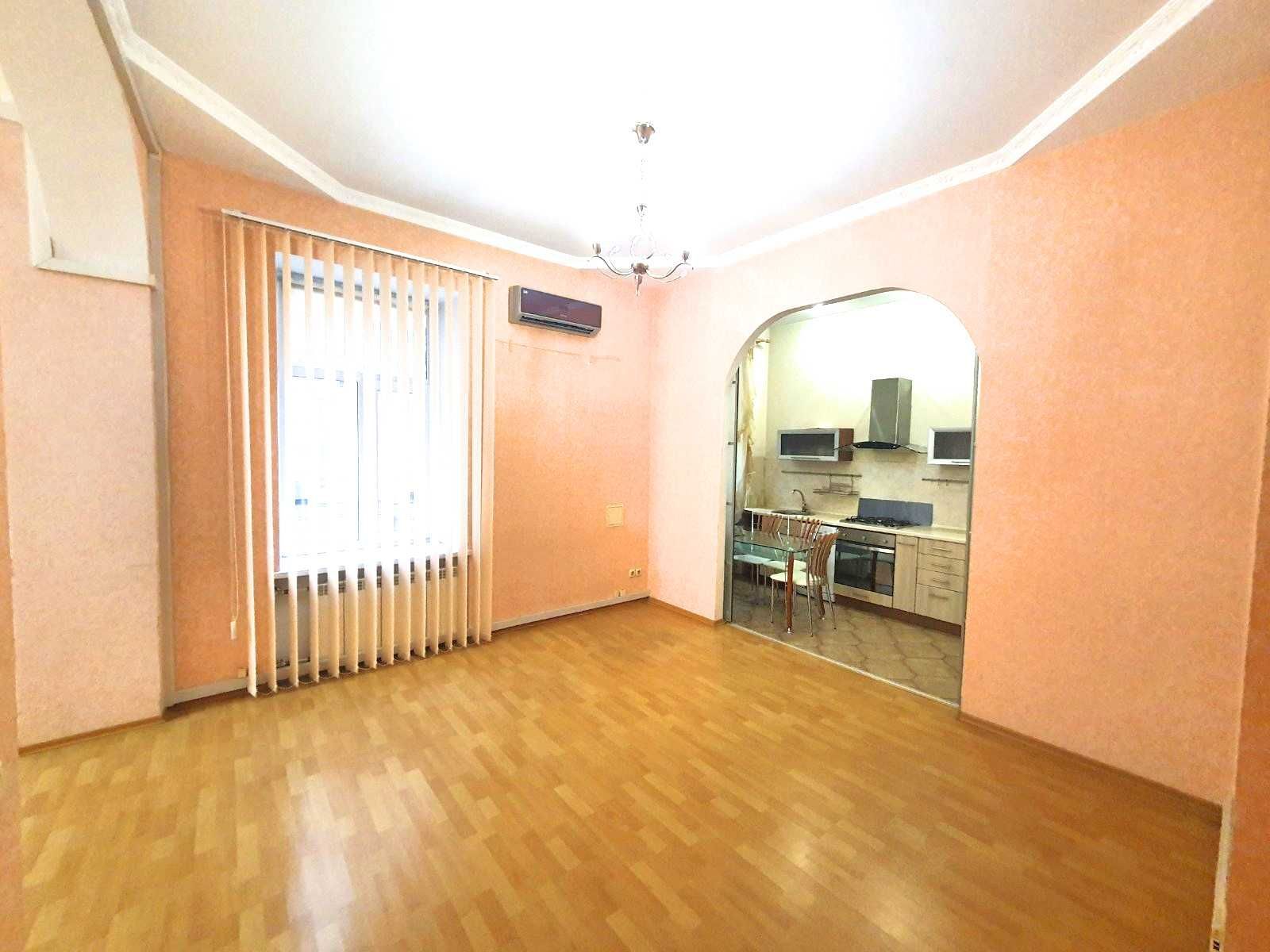 Аренда 3-комнатной квартиры 140 м²