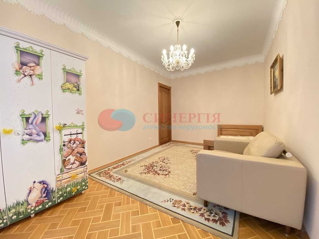 Аренда 4-комнатной квартиры 221 м², Тургенєвська, 49