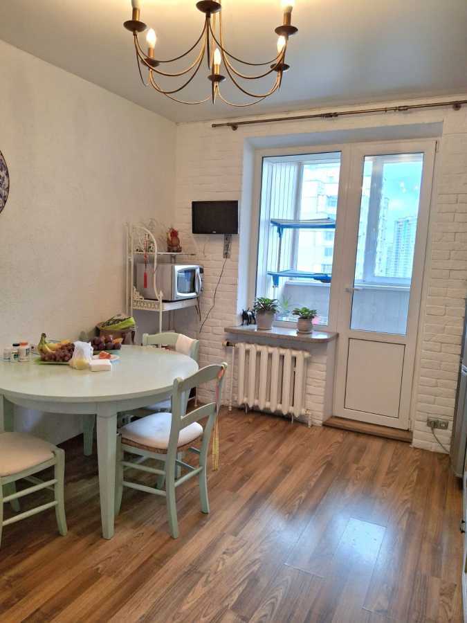 Продаж 2-кімнатної квартири 73 м², Петра Григоренка просп., 1Б