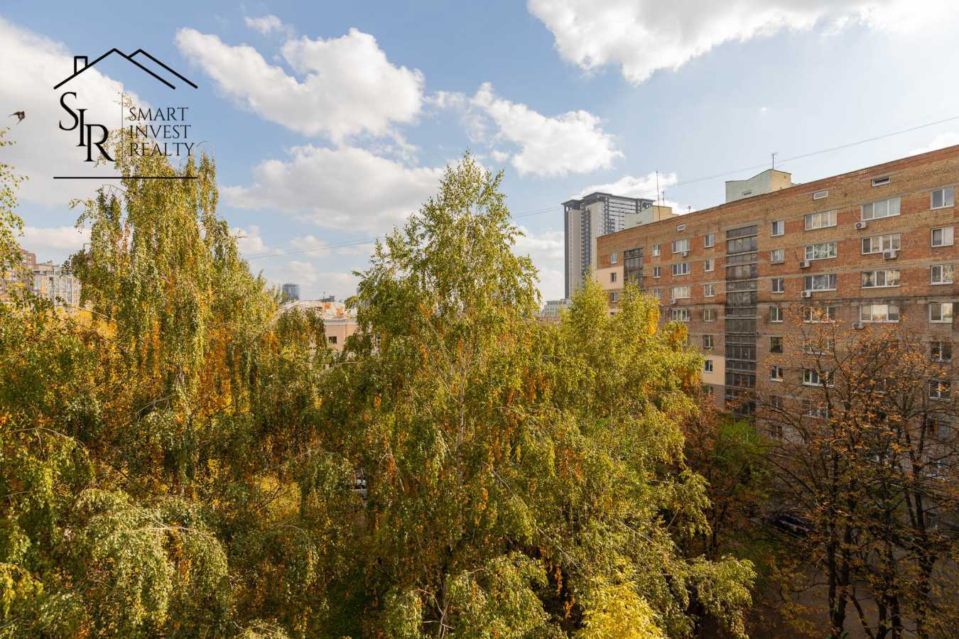 Продажа 3-комнатной квартиры 61 м², Победы просп., 12