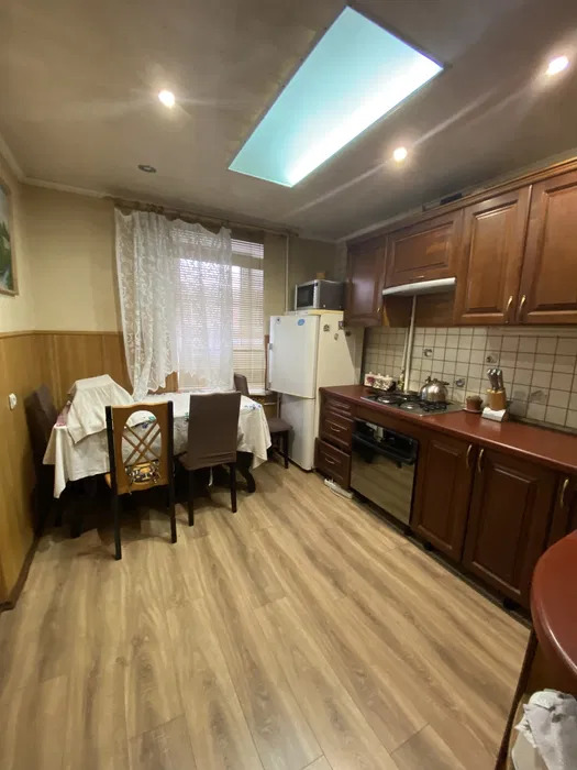 Продаж 3-кімнатної квартири 66 м², Василя Тютюнника вул., 11