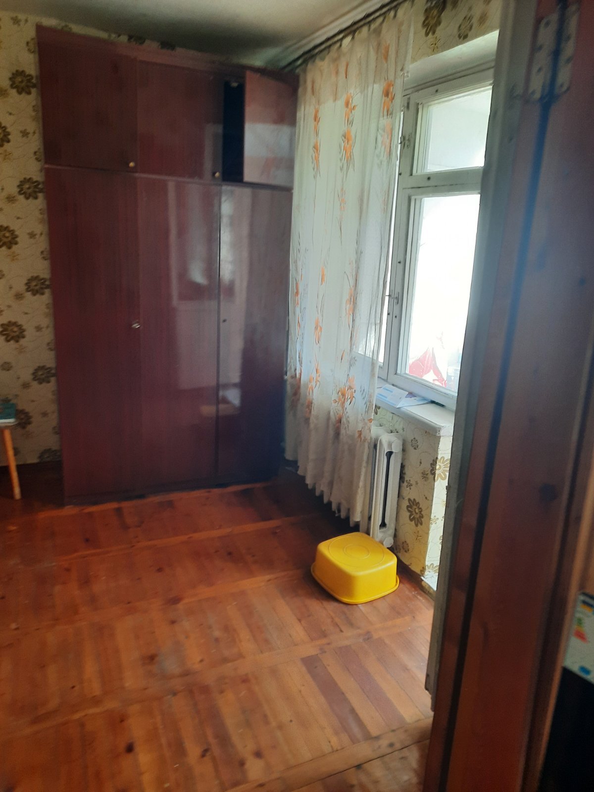 Продаж 3-кімнатної квартири 57 м², Калинова вул., 73