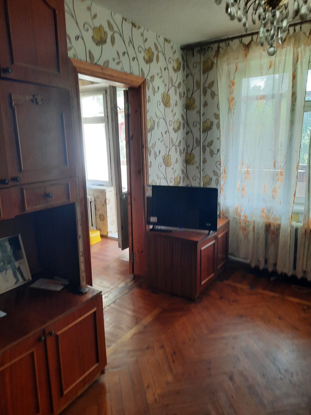 Продаж 3-кімнатної квартири 57 м², Калинова вул., 73