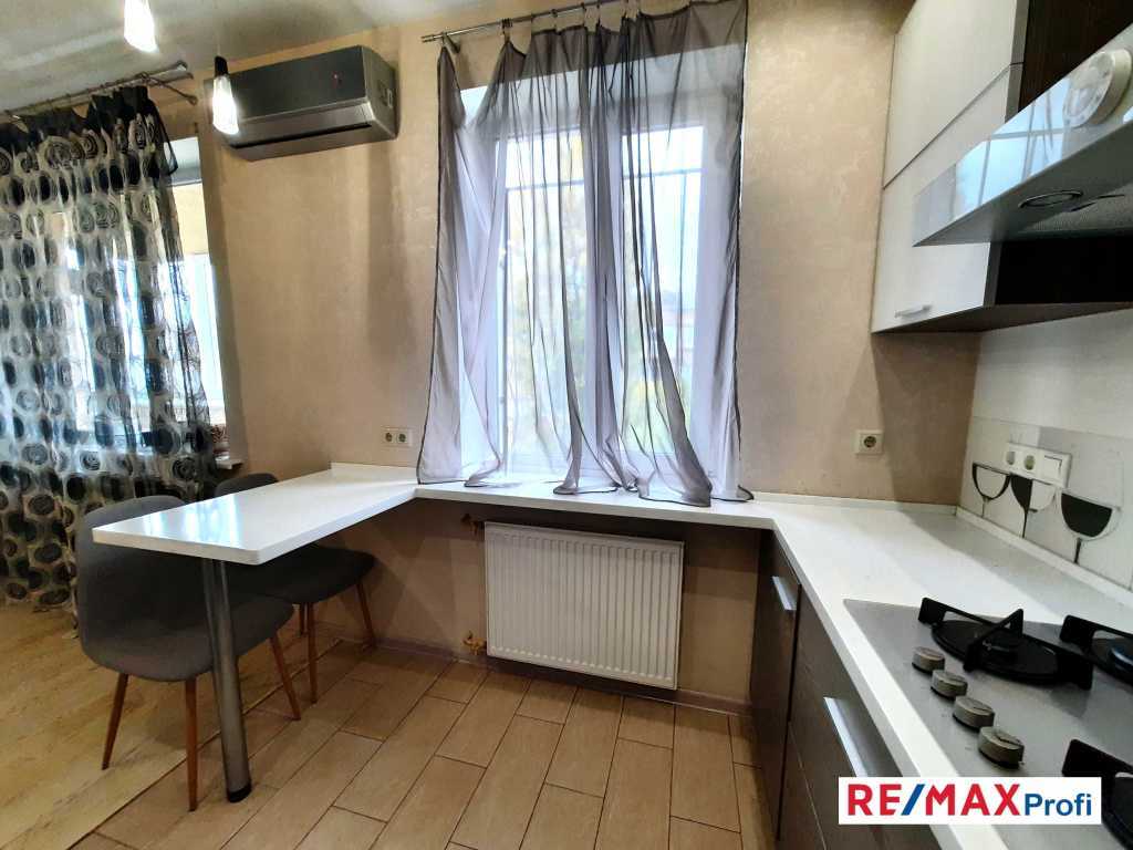 Продажа 3-комнатной квартиры 57 м², Ереванская ул., 29