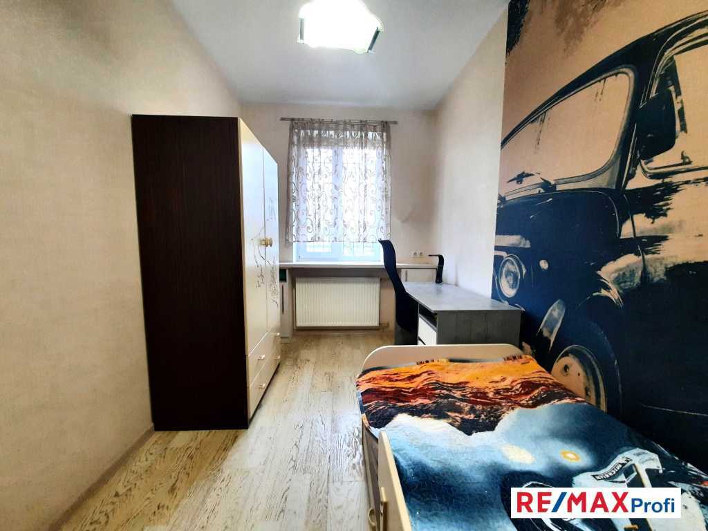 Продажа 3-комнатной квартиры 57 м², Ереванская ул., 29