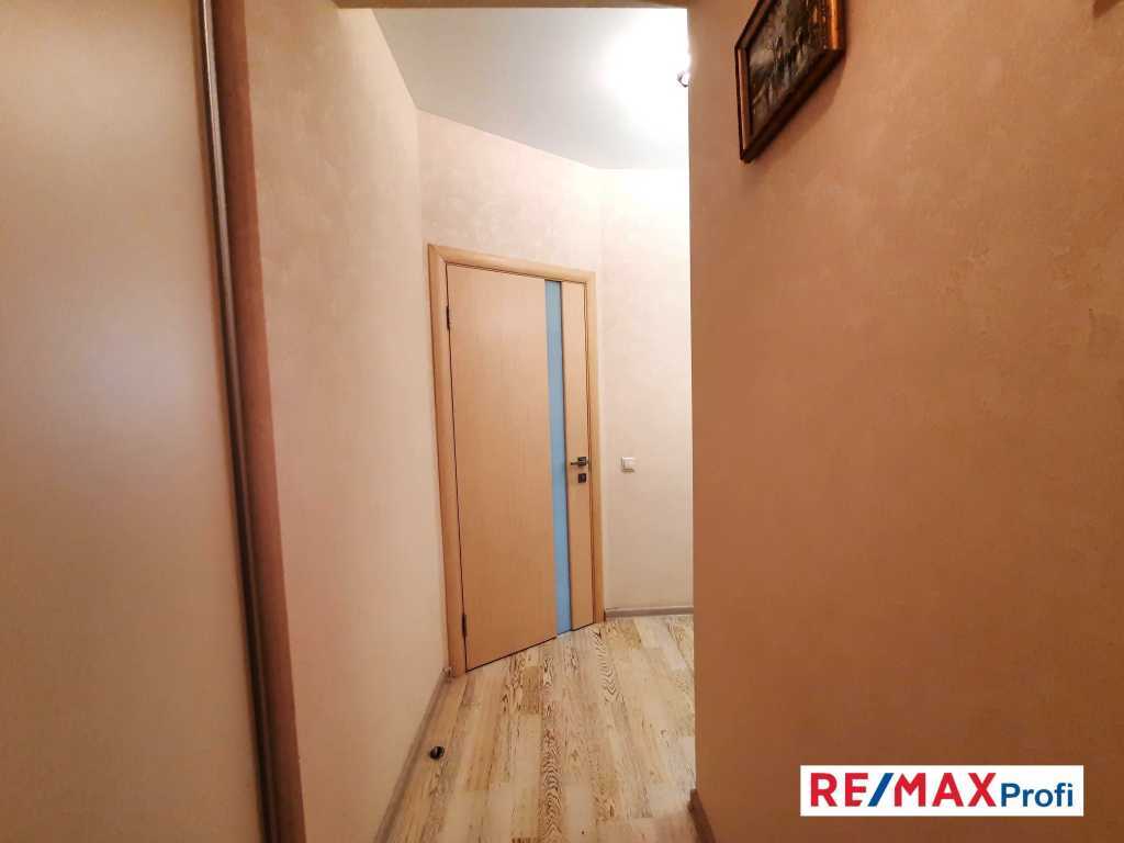 Продажа 3-комнатной квартиры 57 м², Ереванская ул., 29