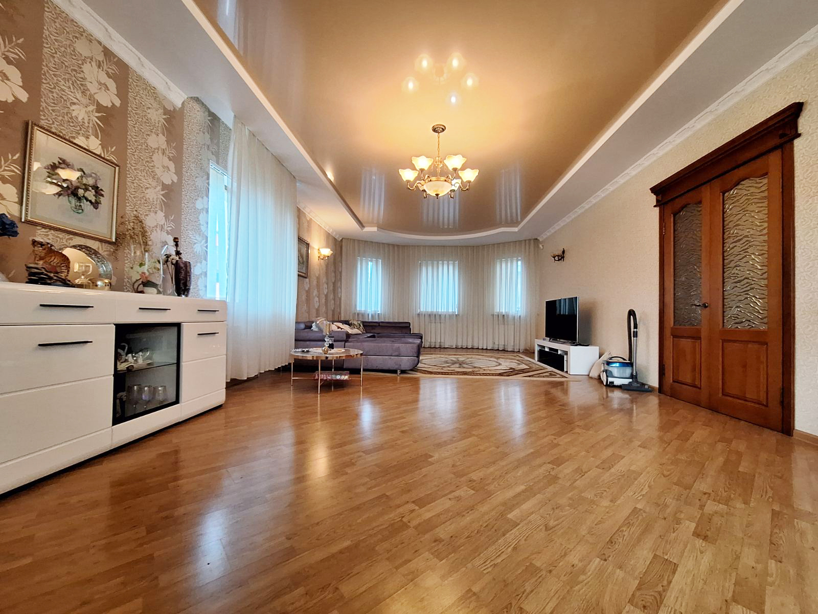 Продаж будинку 180 м²