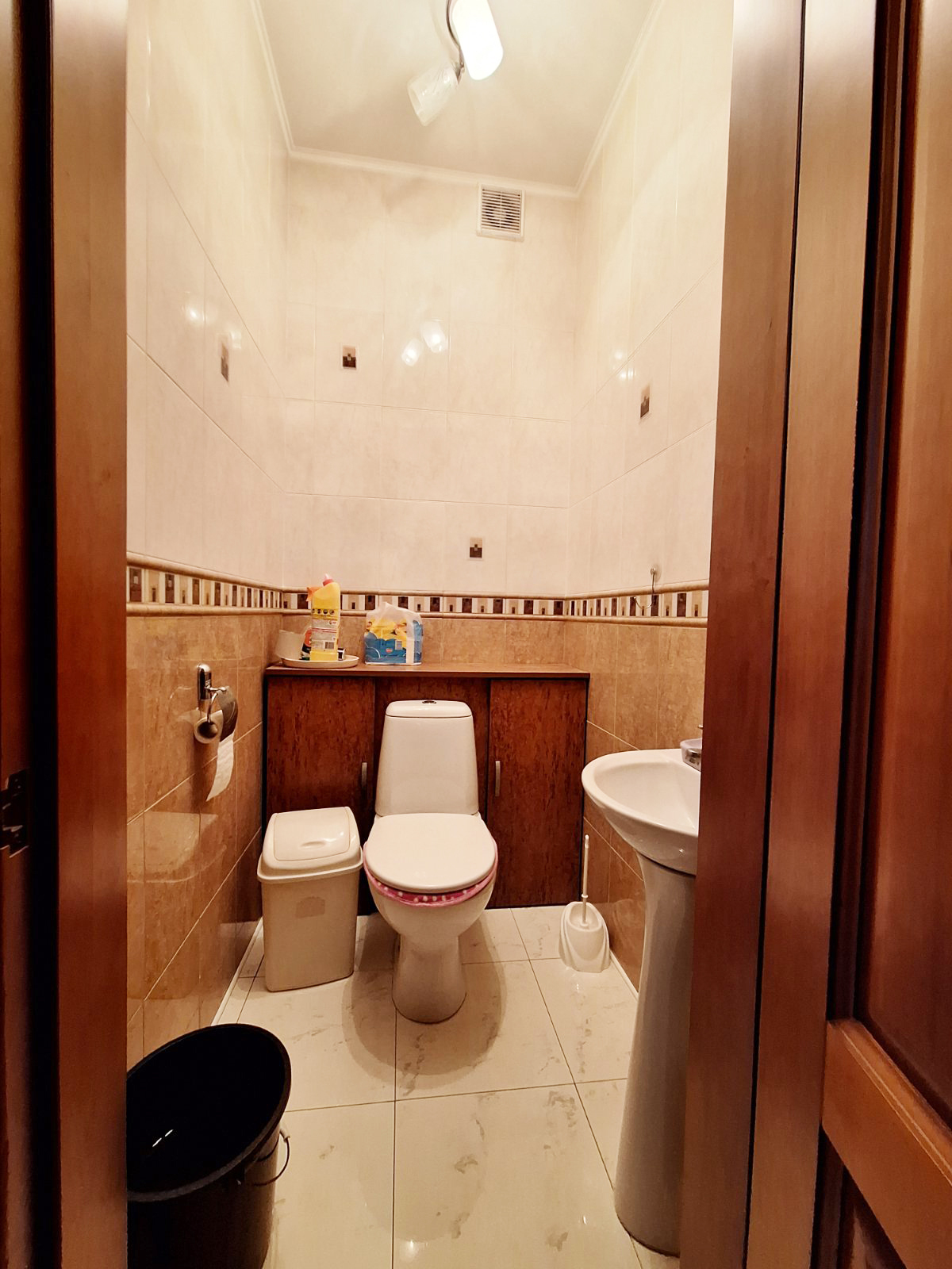 Продаж будинку 180 м²