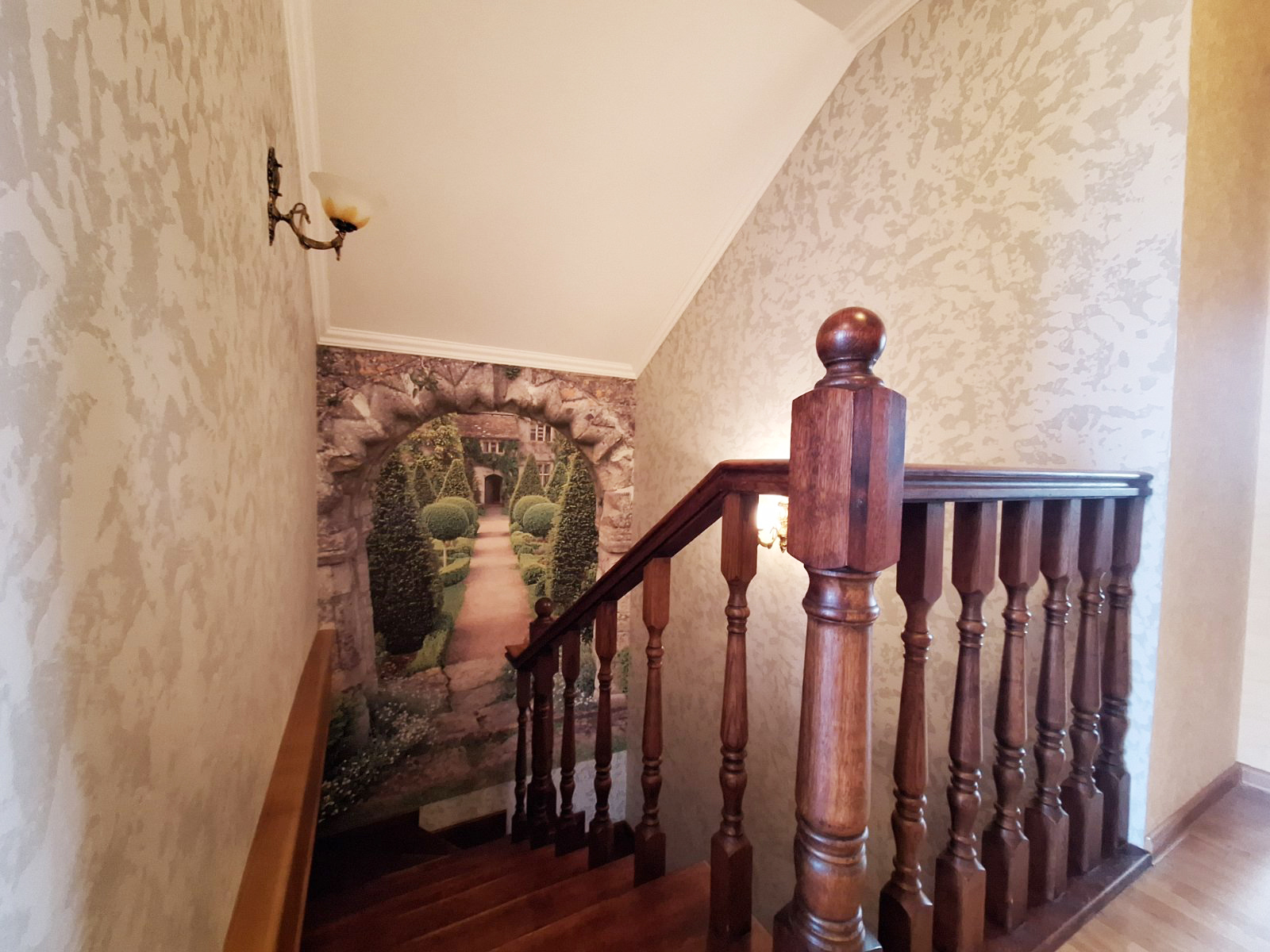 Продаж будинку 180 м²