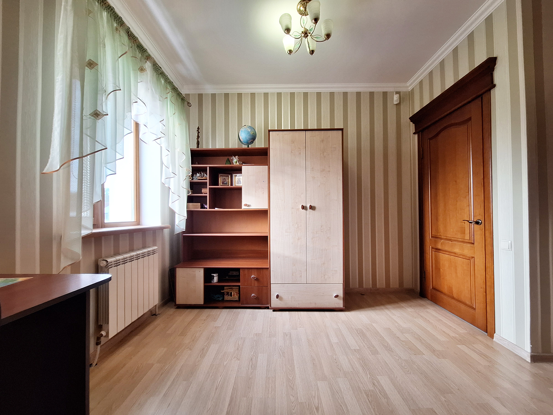 Продаж будинку 180 м²