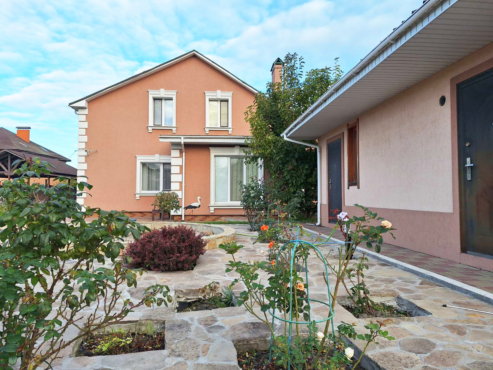 Продаж будинку 180 м²