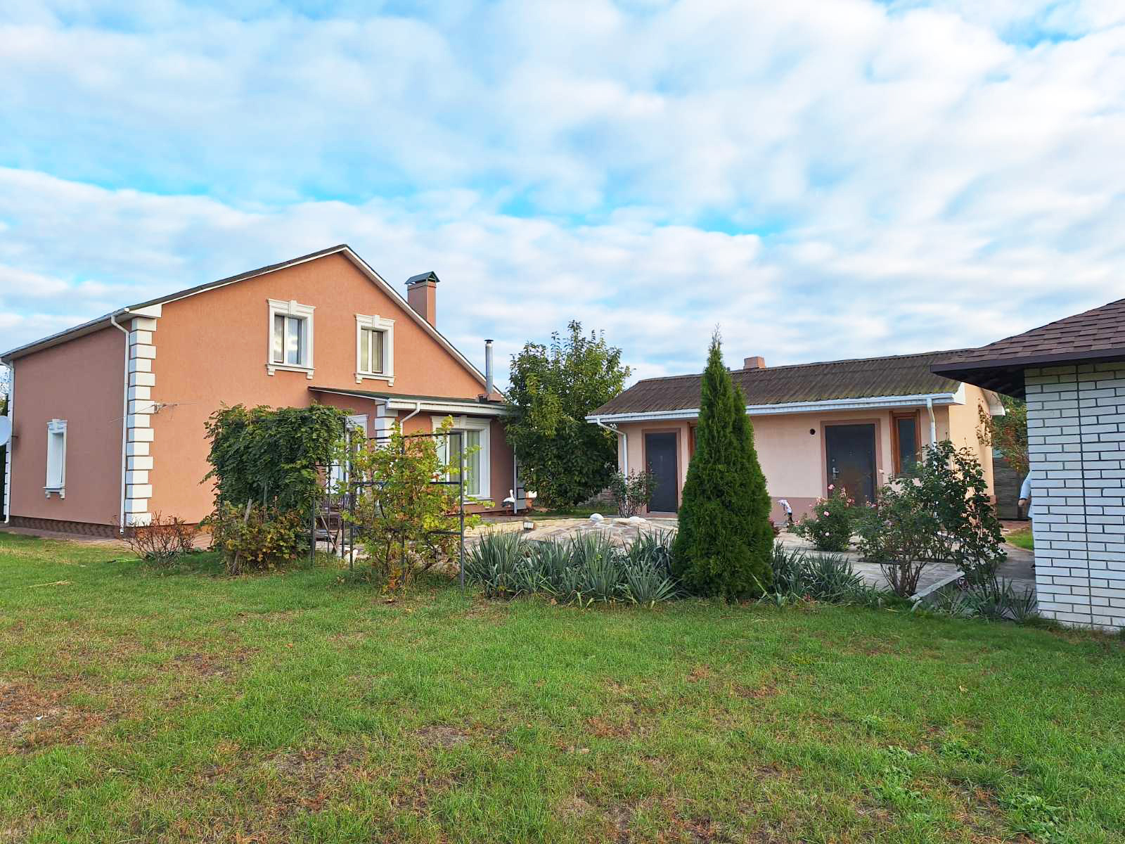 Продаж будинку 180 м²