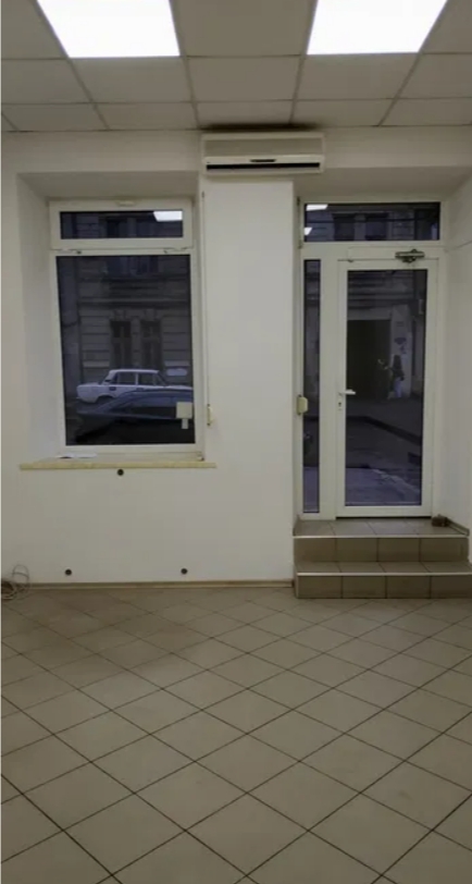 Оренда приміщення вільного призначення 30 м², Шмидта Лейтенанта вул.
