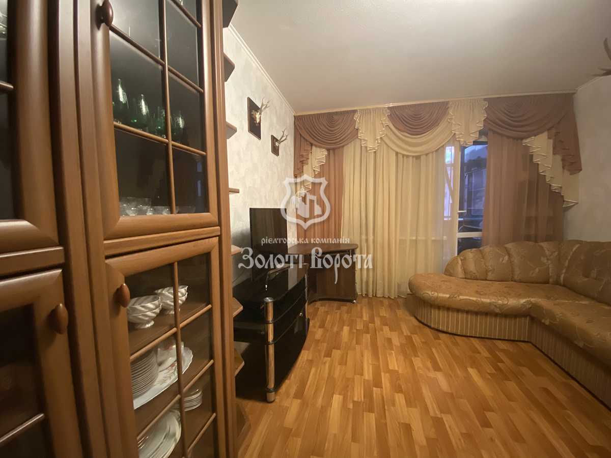 Продажа 3-комнатной квартиры 69 м², Грушевского ул., 3