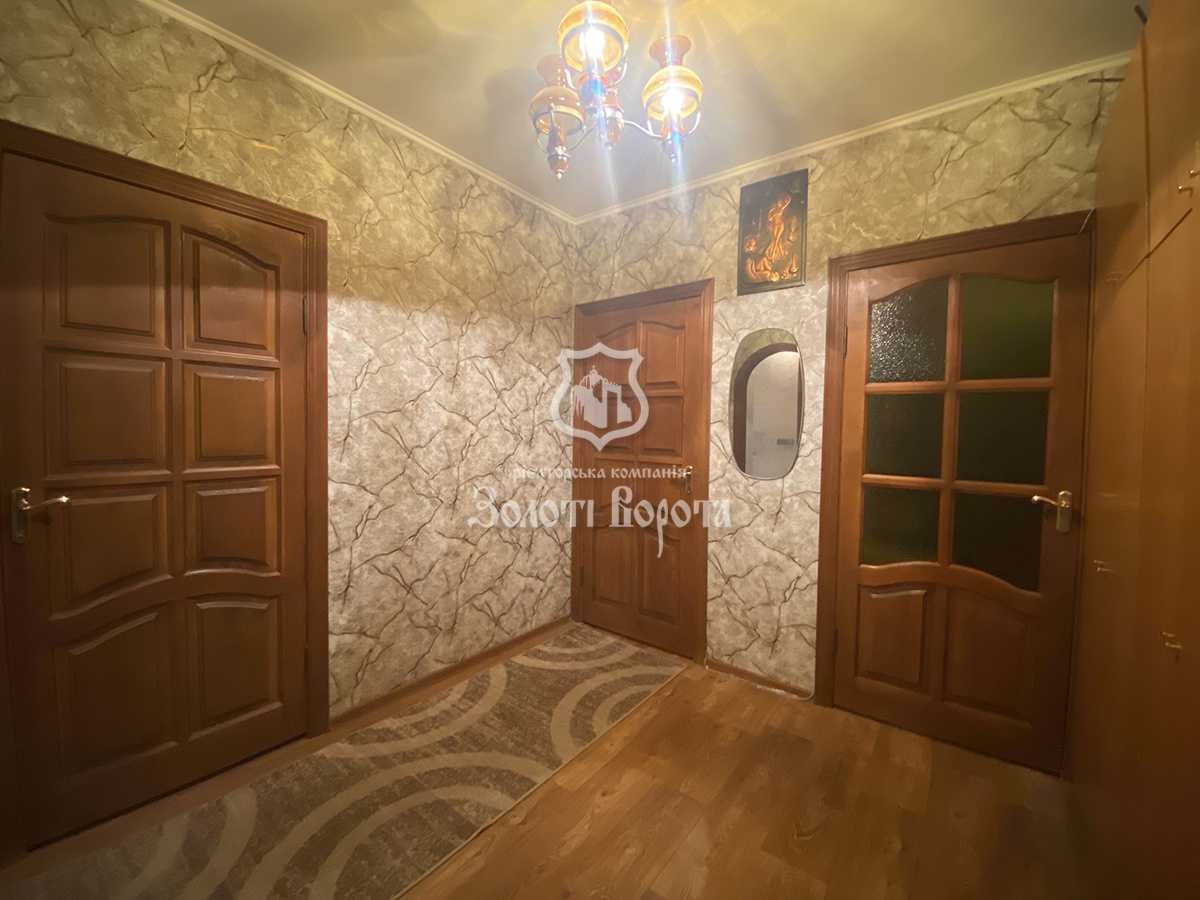 Продажа 3-комнатной квартиры 69 м², Грушевского ул., 3